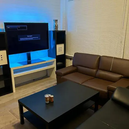 House On Zuidplein Ahoy רוטרדם